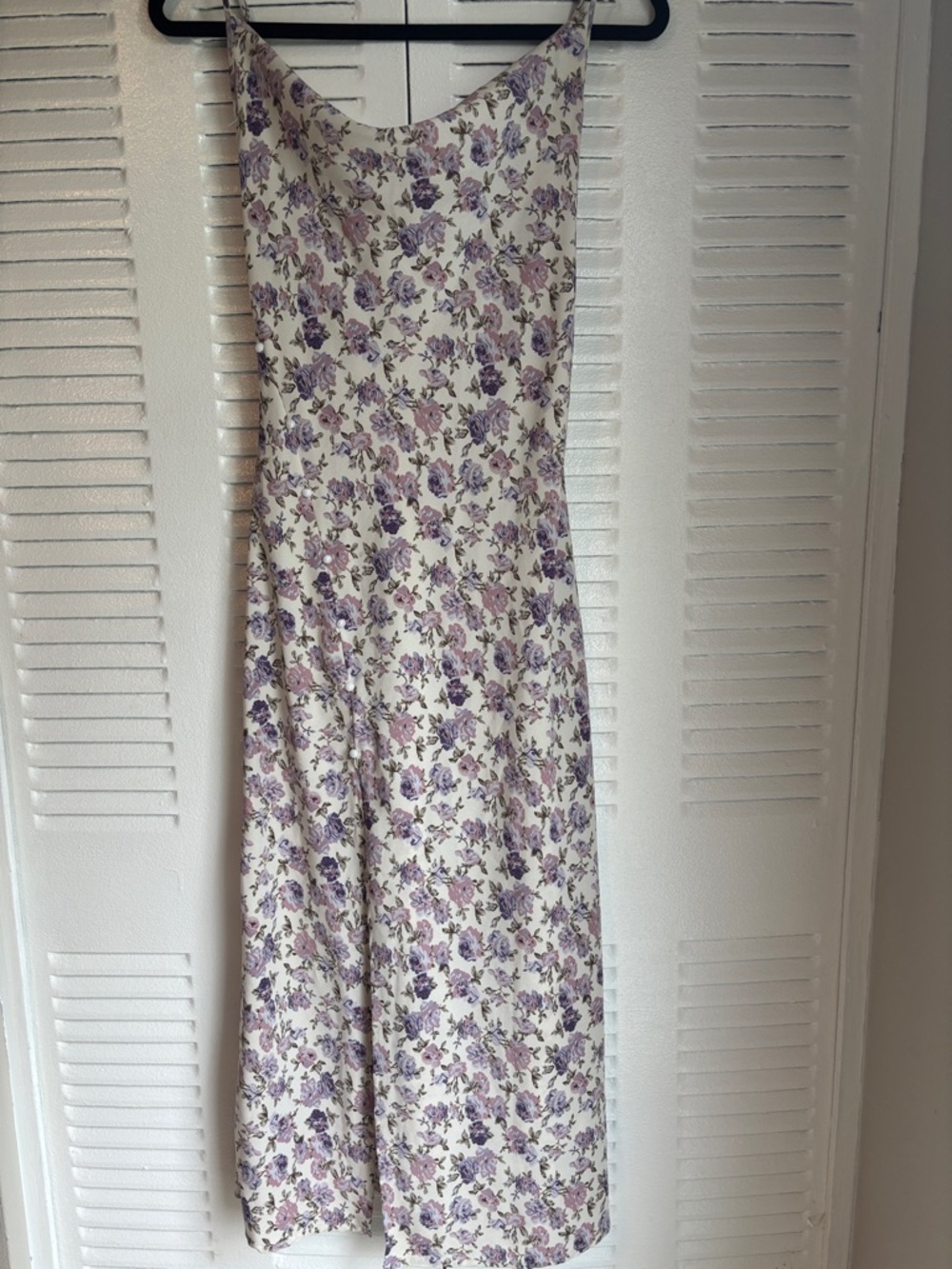 Romantic Floral Midi Dress – Size S| Soft Lavender Print - Picture 2 of 9